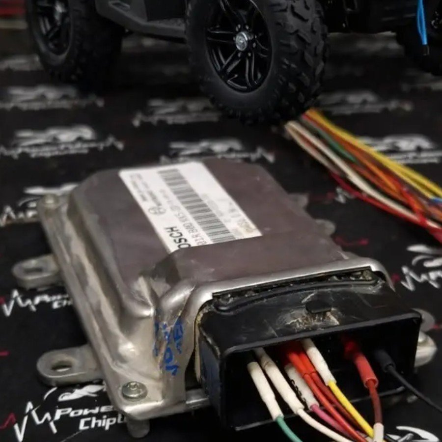 Bosch variklio valdymo blokas (ECU), paruoštas programavimui PowerPulse dirbtuvėje